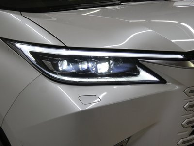 2024 Lexus LM thumbnail 40