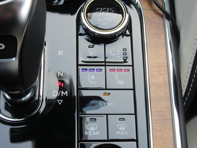صورة مصغرة 118 لـ 2025 Bentley FLYING SPUR