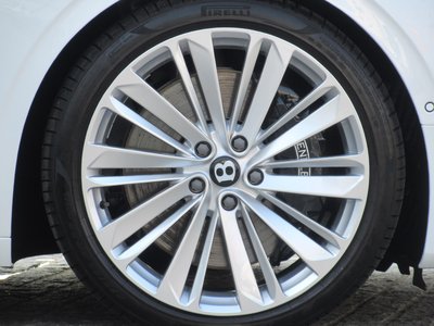 صورة مصغرة 16 لـ 2025 Bentley FLYING SPUR