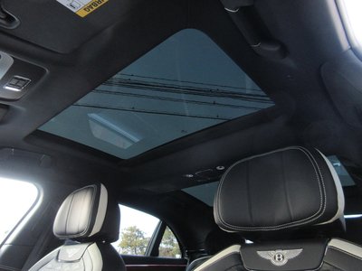 صورة مصغرة 55 لـ 2025 Bentley FLYING SPUR