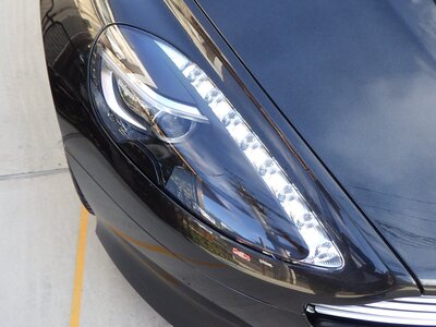 صورة مصغرة 18 لـ 2013 Aston Martin DB9