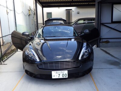 صورة مصغرة 49 لـ 2013 Aston Martin DB9