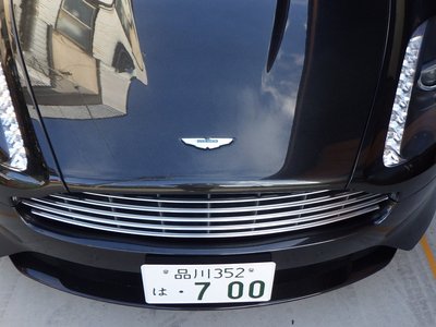 صورة مصغرة 14 لـ 2013 Aston Martin DB9