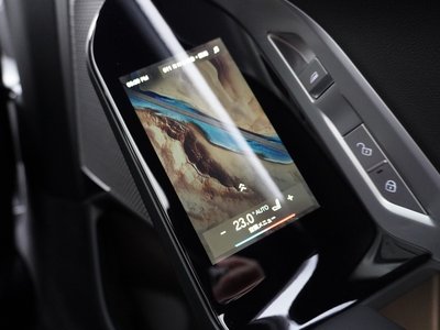 2025 BMW I7 thumbnail 36
