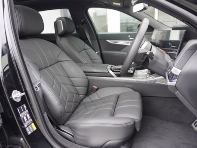2025 BMW I7 thumbnail 27