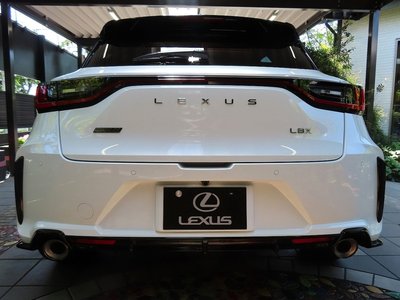 2026 Lexus LBX 缩略图 15