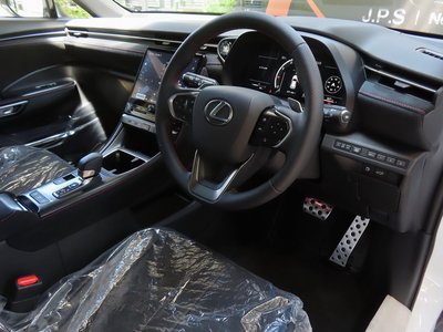 2026 Lexus LBX 缩略图 64