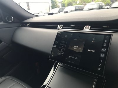 2025 LAND Rover RANGE ROVER EVOQUE thumbnail 32