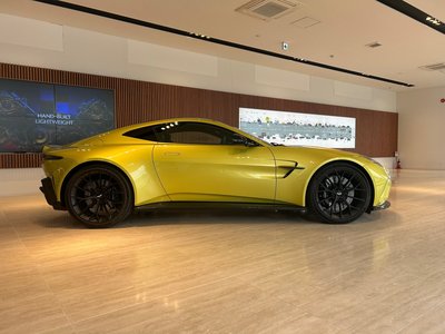 صورة 9 لـ 2024 Aston Martin VANTAGE