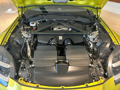 صورة 15 لـ 2024 Aston Martin VANTAGE