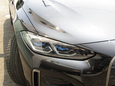 صورة 35 لـ 2022 BMW I4