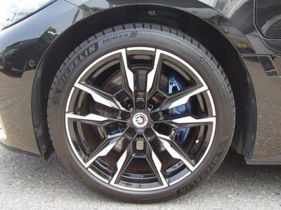 صورة 40 لـ 2022 BMW I4