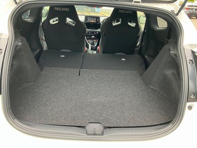 صورة 30 لـ 2021 Toyota GR YARIS