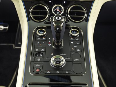 2026 Bentley CONTINENTAL — фото 15