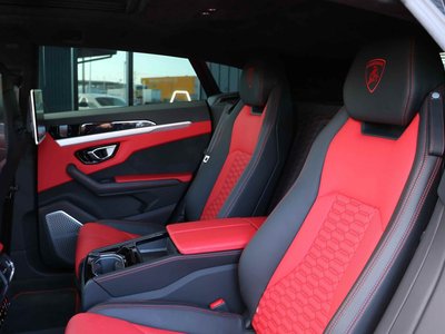 صورة 10 لـ 2019 Lamborghini URUS