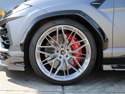 صورة 6 لـ 2019 Lamborghini URUS