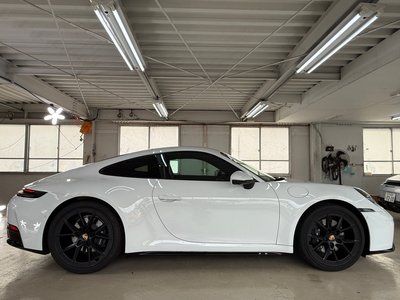 2025 Porsche 911 photo 10
