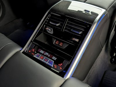 2022 BMW M8 GRAN COUPE thumbnail 32