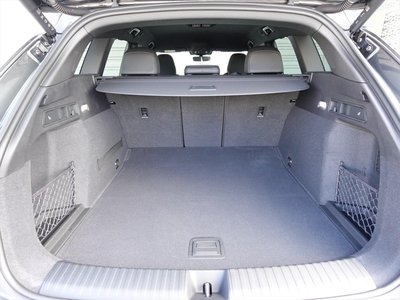 صورة 13 لـ 2025 AUDI Q6 E-TRON