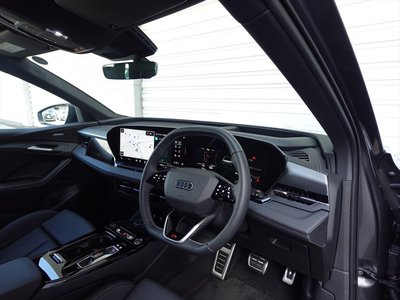 صورة 8 لـ 2025 AUDI Q6 E-TRON