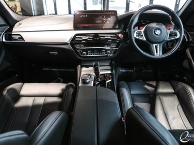 2021 BMW M5 COMPETITION photo 3
