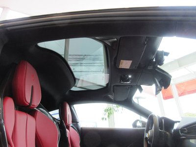 صورة 44 لـ 2025 Ferrari 12 CILINDRI
