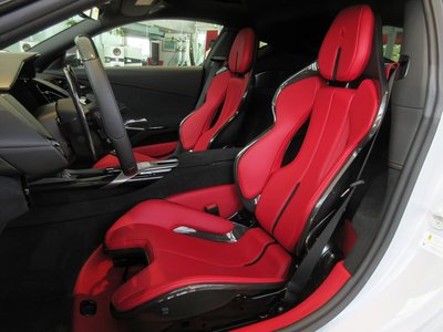 صورة 34 لـ 2025 Ferrari 12 CILINDRI