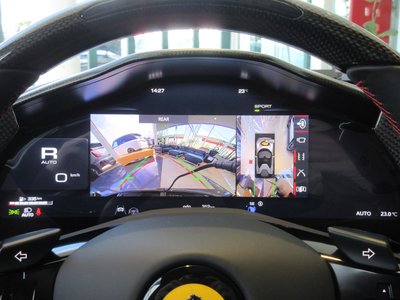صورة 53 لـ 2025 Ferrari 12 CILINDRI