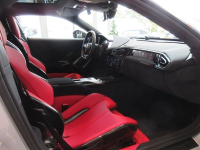 صورة 43 لـ 2025 Ferrari 12 CILINDRI