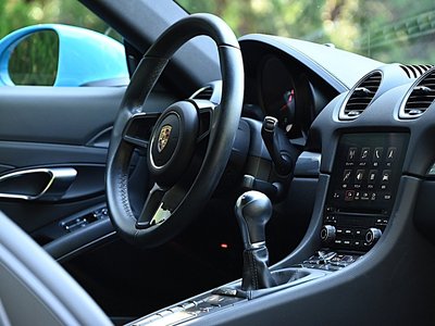 صورة مصغرة 27 لـ 2017 Porsche 718