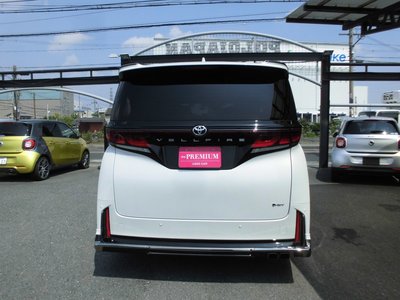 2023 Toyota VELLFIRE photo 12