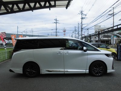 2023 Toyota VELLFIRE photo 10