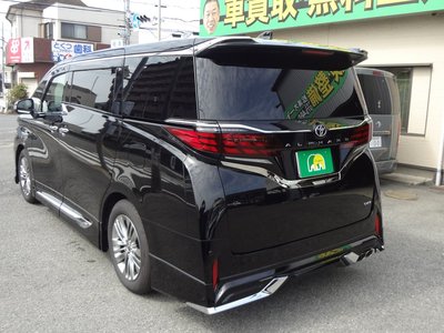 صورة 23 لـ 2024 Toyota ALPHARD