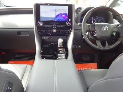 صورة 36 لـ 2024 Toyota ALPHARD