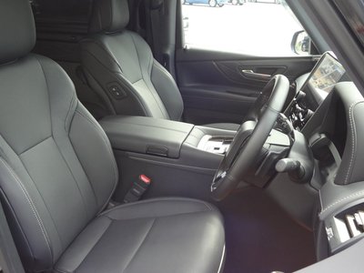 صورة 34 لـ 2024 Toyota ALPHARD