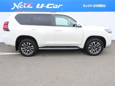 2022 Toyota LAND CRUISER PRADO — фото 8