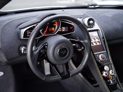 2014 Mclaren 650S 照片 15