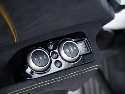 2014 Mclaren 650S 照片 30