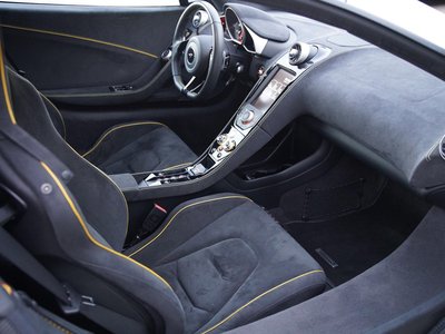 2014 Mclaren 650S 照片 33