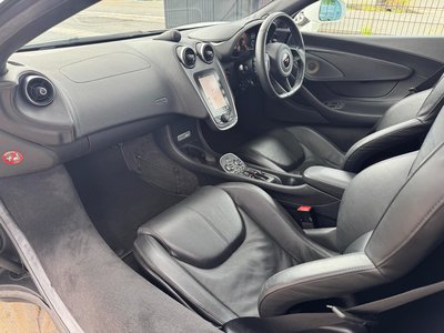 2018 Mclaren 570GT — фото 36