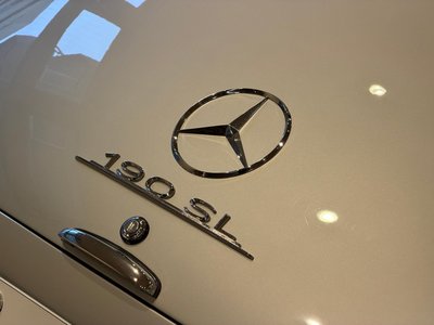 1960 Mercedes-BENZ SL 照片 12