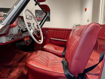 1960 Mercedes-BENZ SL 照片 16