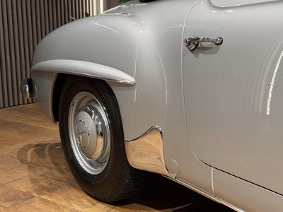 1960 Mercedes-BENZ SL 照片 25