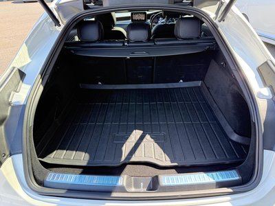 صورة 32 لـ 2018 Mercedes-BENZ GLC AMG