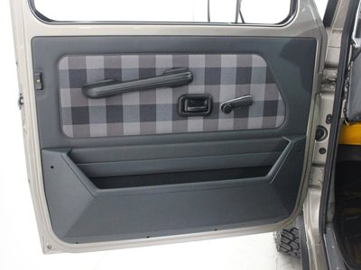 صورة 45 لـ 1988 Mercedes-BENZ G-CLASS