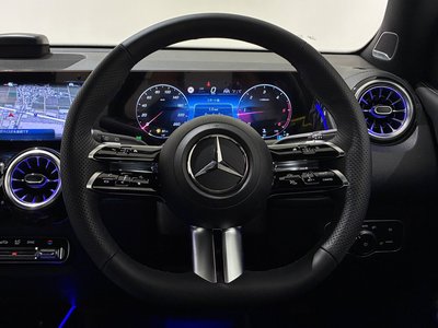2026 Mercedes-BENZ GLB photo 12