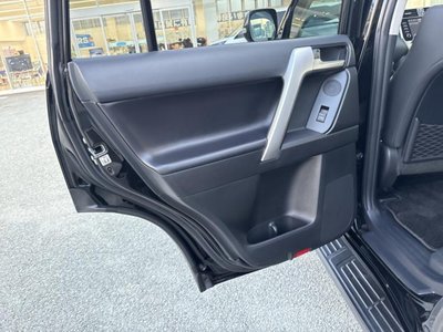 2023 Toyota LAND CRUISER PRADO 缩略图 26