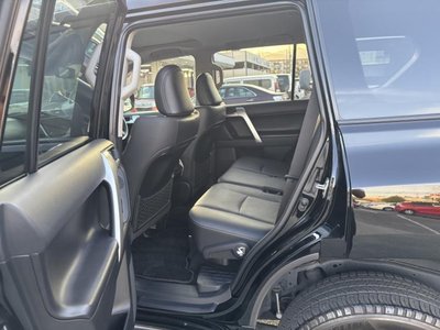 2023 Toyota LAND CRUISER PRADO 缩略图 10