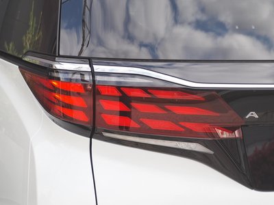2026 Toyota ALPHARD — фото 20