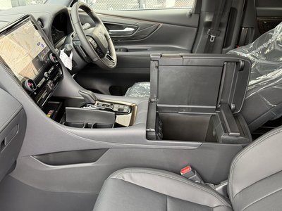2026 Toyota ALPHARD — фото 33